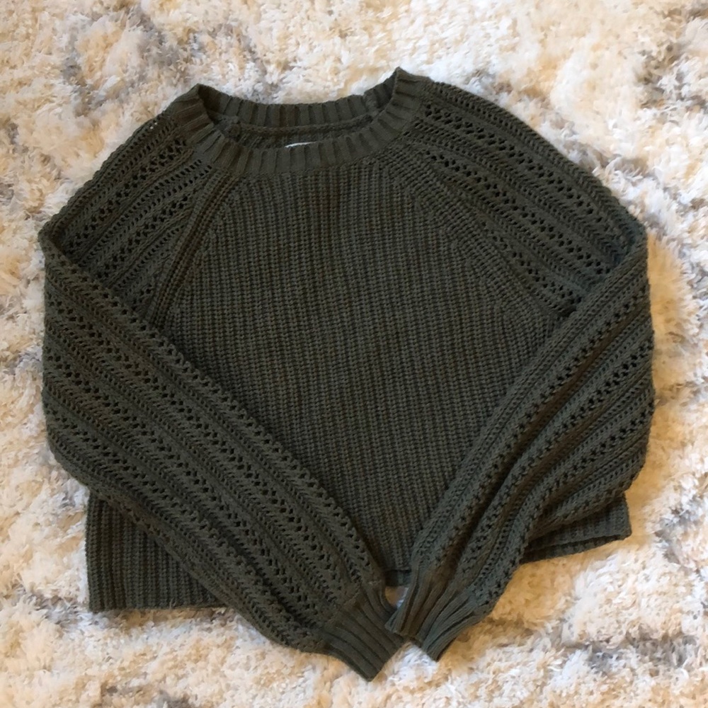 American Eagle Sweater